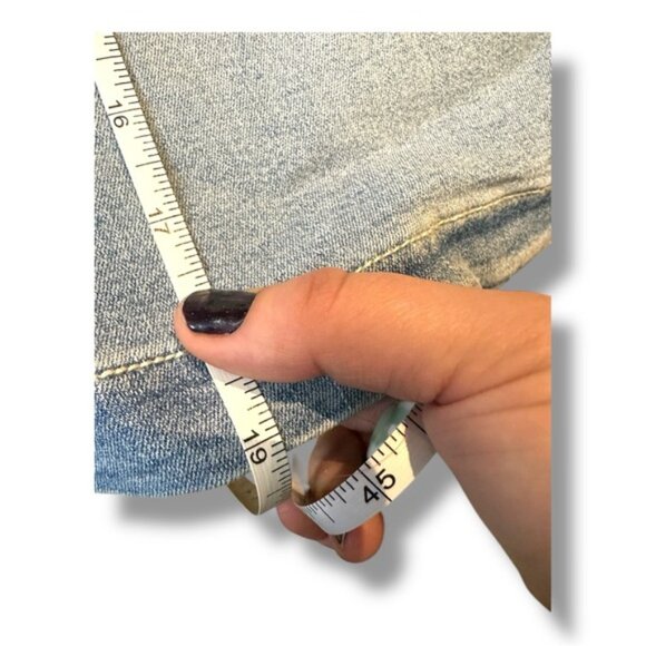 🆕 NWT Gloria Vanderbilt 24w Light Wash Amanda Slimming Effect High Rise Shorts - Picture 5 of 6